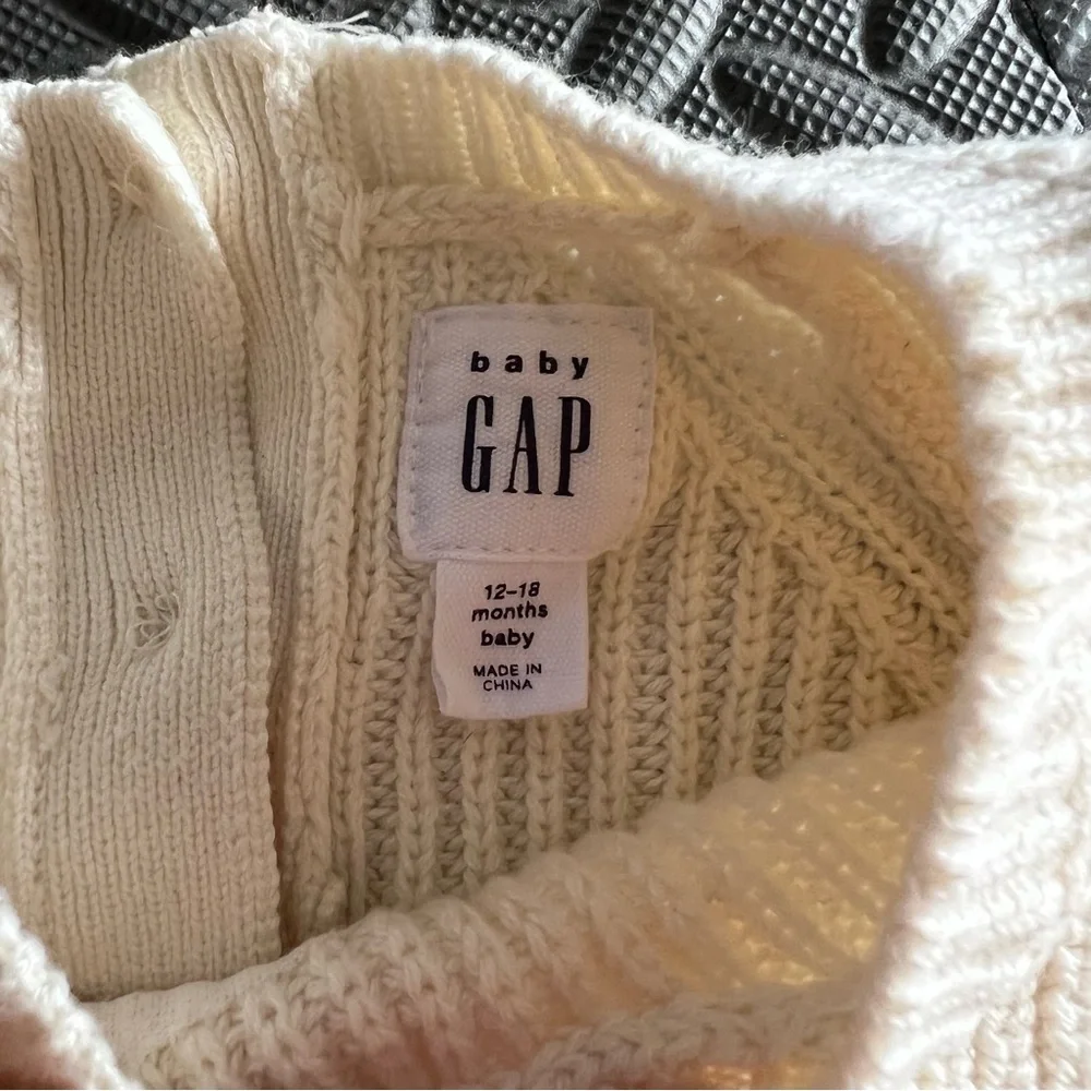 GAP Cream Striped Knit Loved Sweater and Carters Long Sleeve Floral Jumpsuit‎